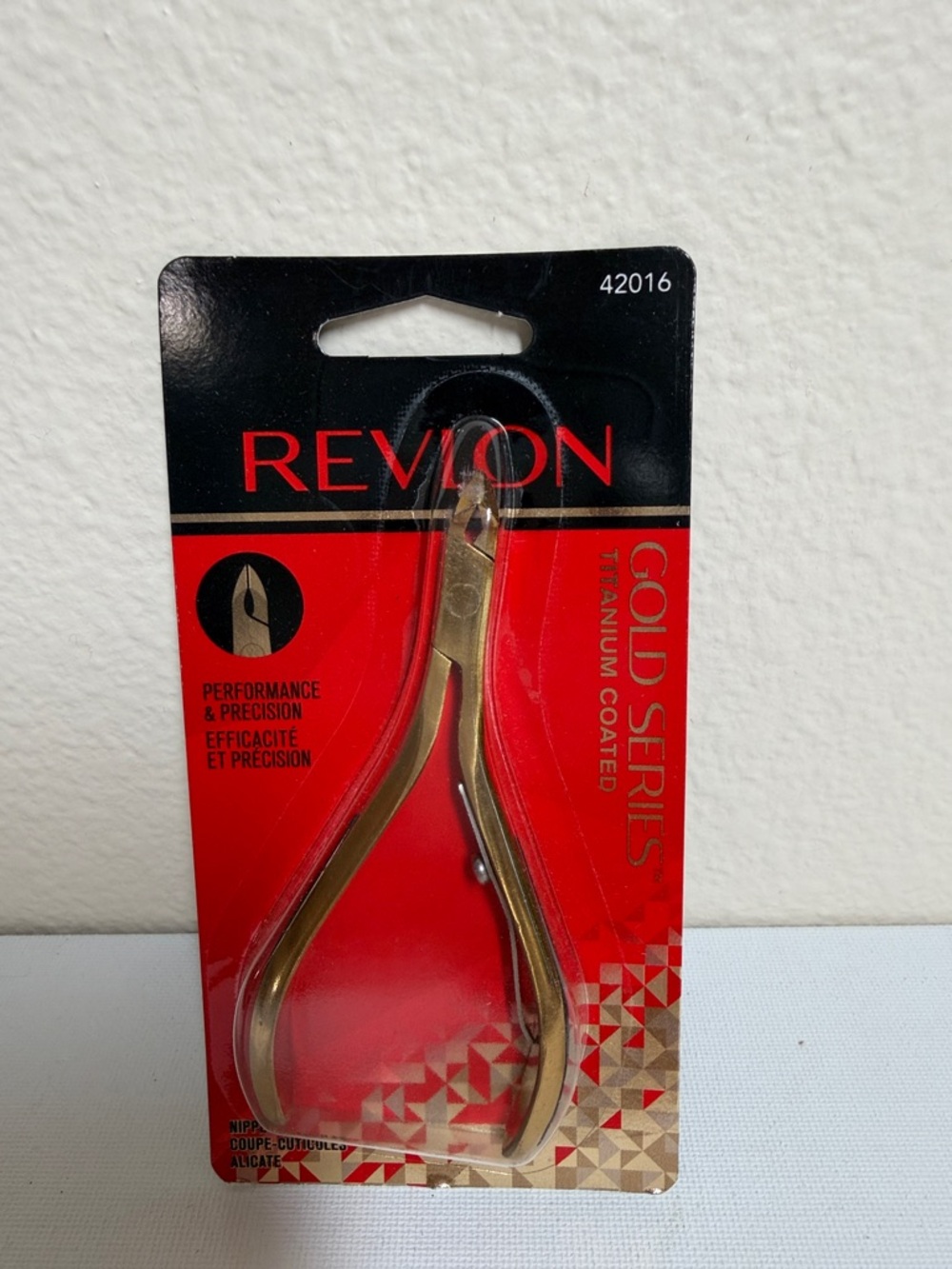 Revlon Gold Series Cuticle Nipper - Gold